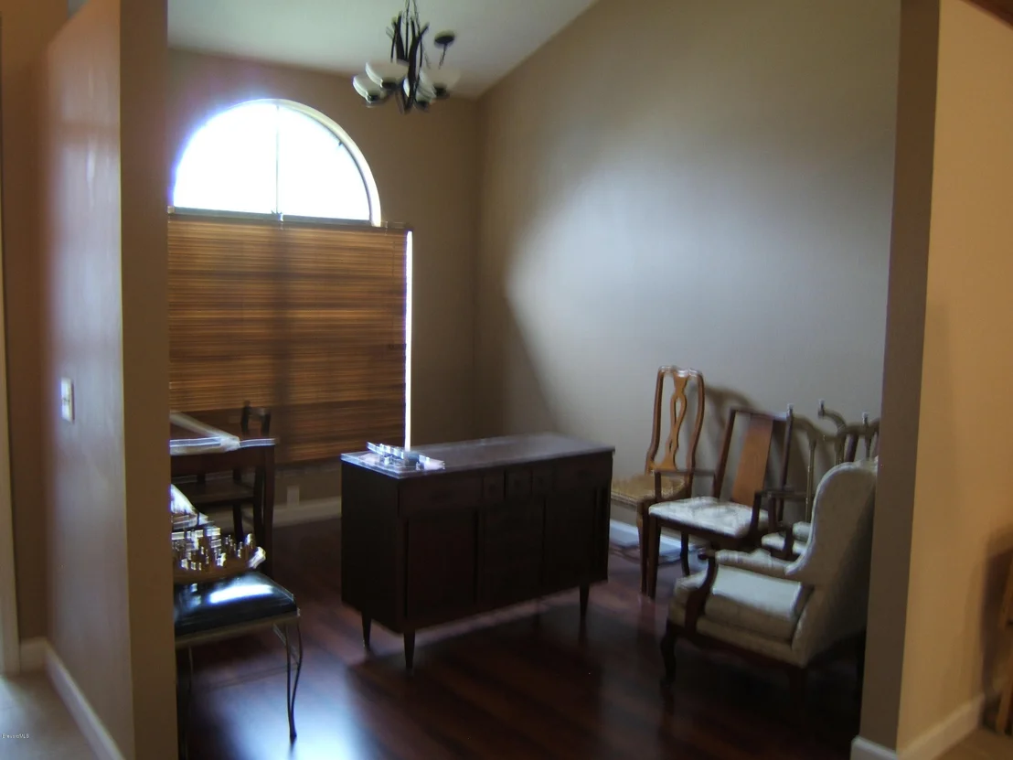 Photo of 875 Jamestown Drive