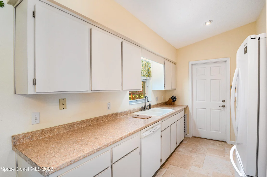 Photo of 6625 Arequipa Road