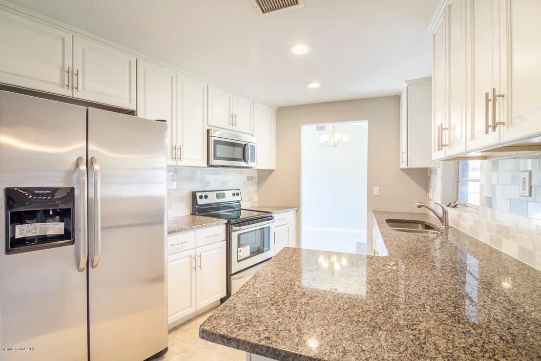Photo of 6363 Cable Avenue