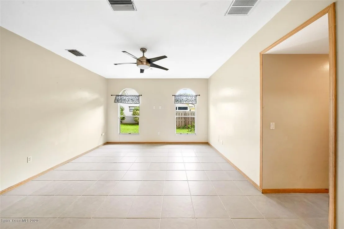 Photo of 1338 Silver Lake Drive