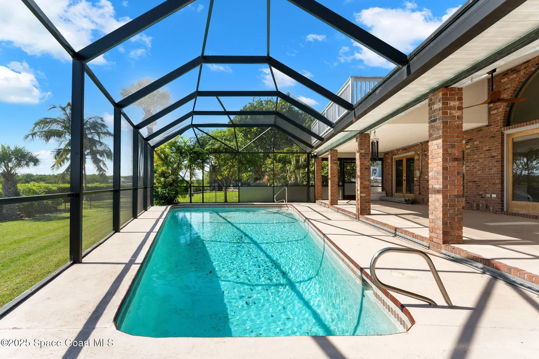 Photo of 418 Lanternback Island Drive