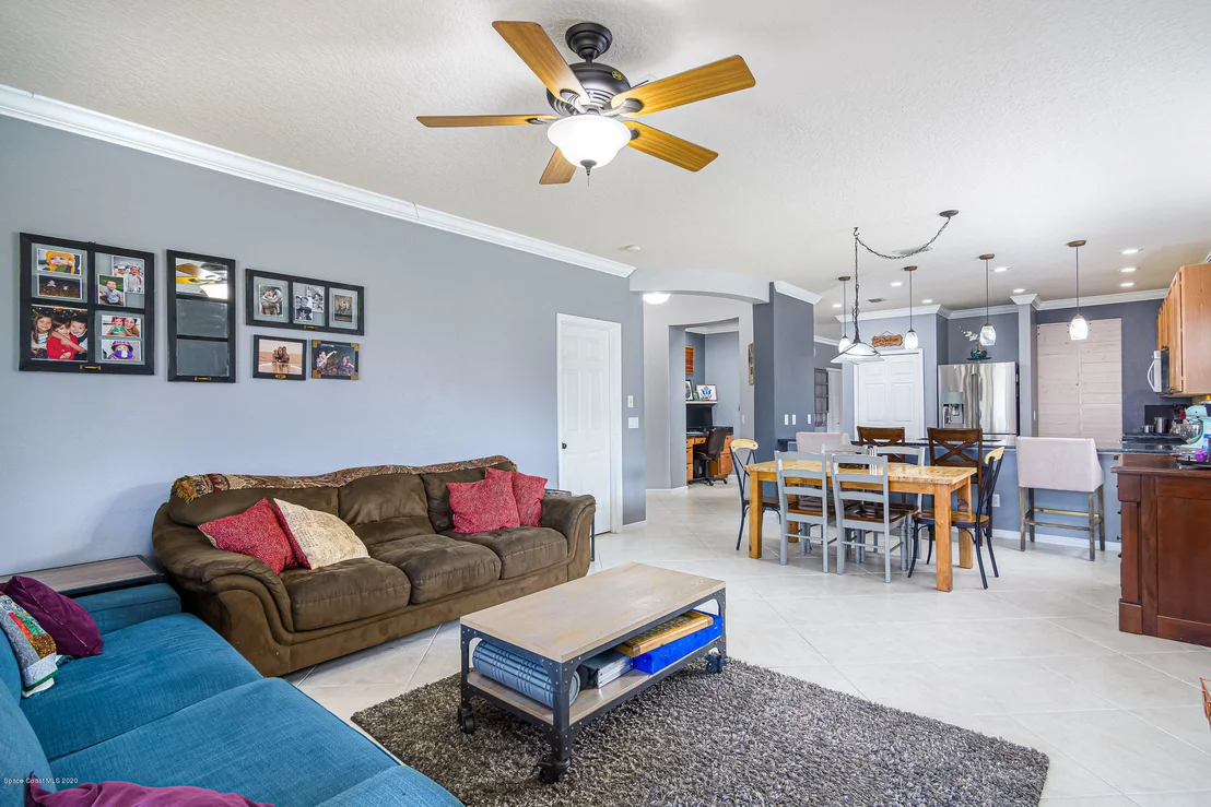 Photo of 1158 Bolle Circle