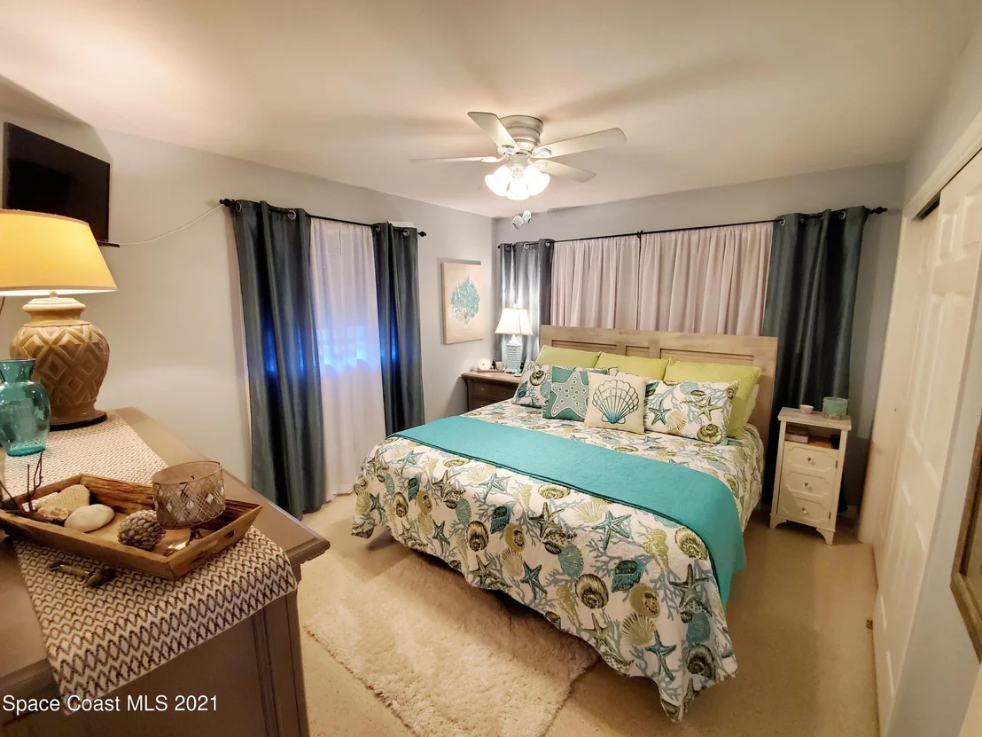 Photo of 2324 Chaucer Street