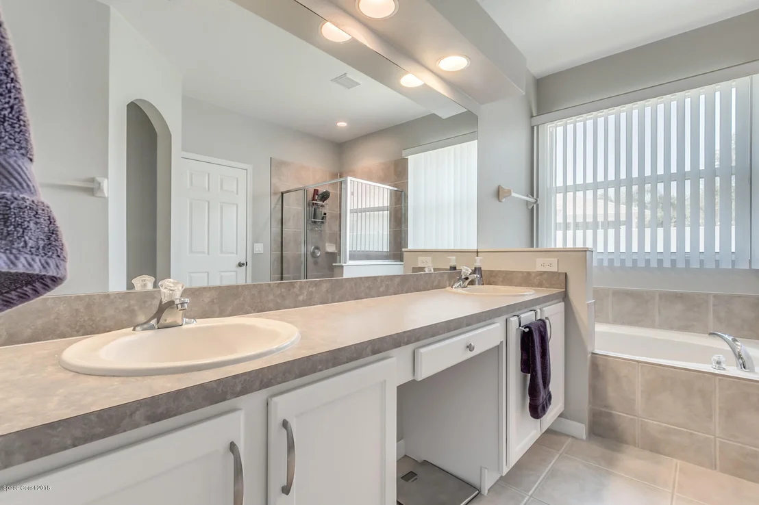 Photo of 1378 Enclave Drive
