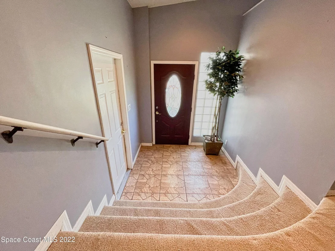 Photo of 1595 Seneca Drive