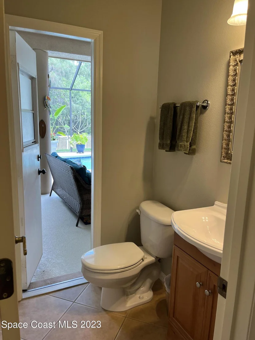 Photo of 1661 Whitman Drive