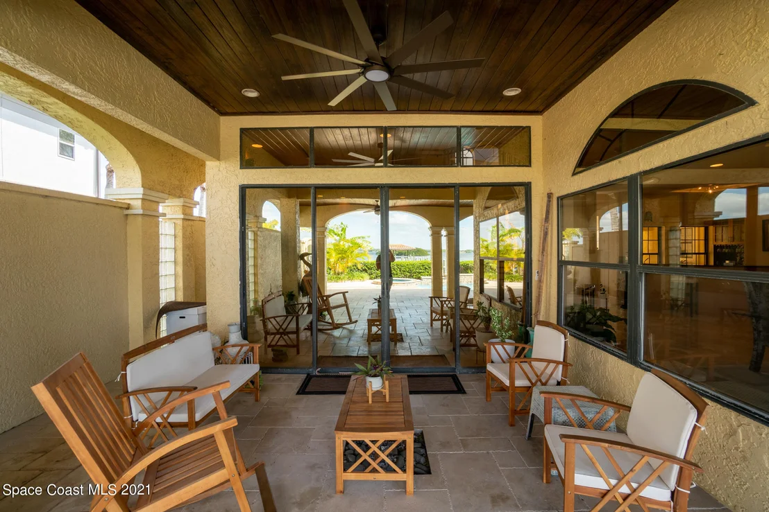 Photo of 442 Lanternback Island Drive