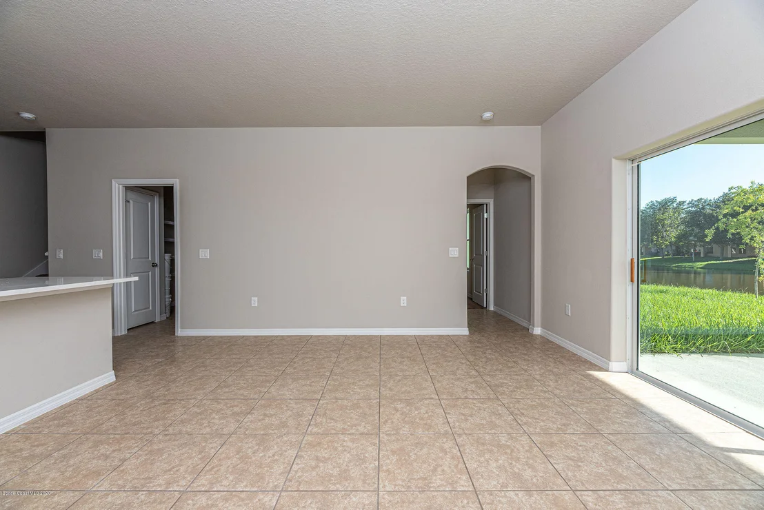 Photo of 475 Dryden Circle