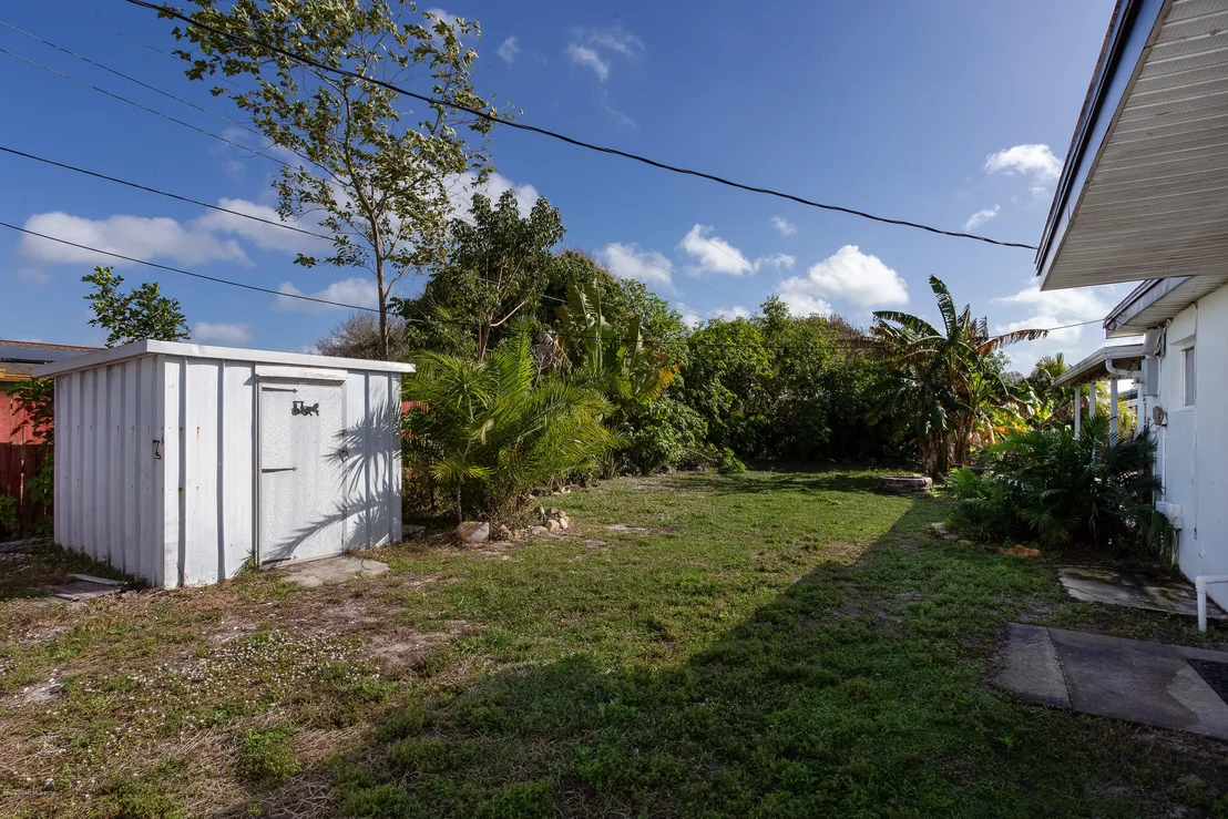 Photo of 1952 W Ixora Drive W