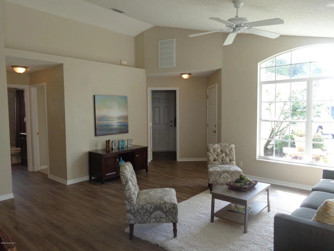 Photo of 3926 Saint Armens Circle