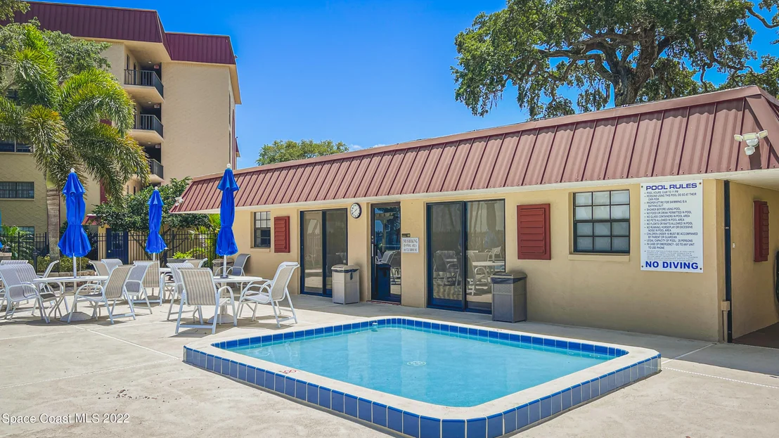 Photo of Unit 102 at 1025 Rockledge Drive
