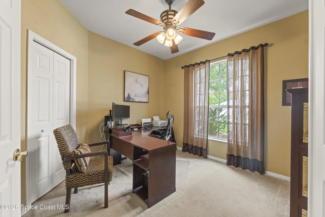 Photo of 385 Tunbridge Drive