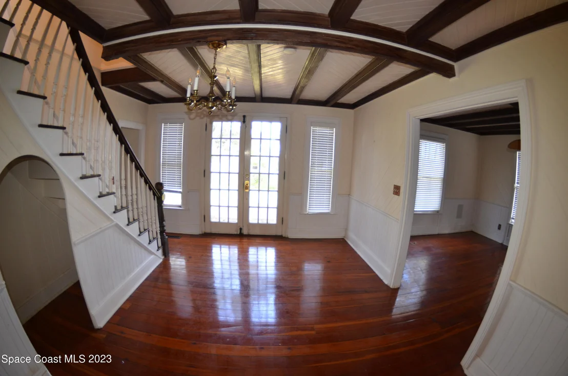 Photo of 1451 Rockledge Drive