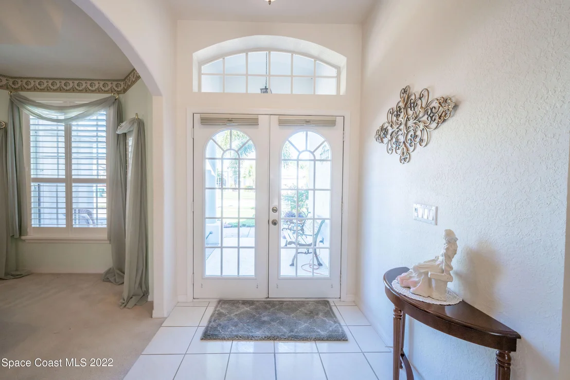 Photo of 697 Carriage Hill Road