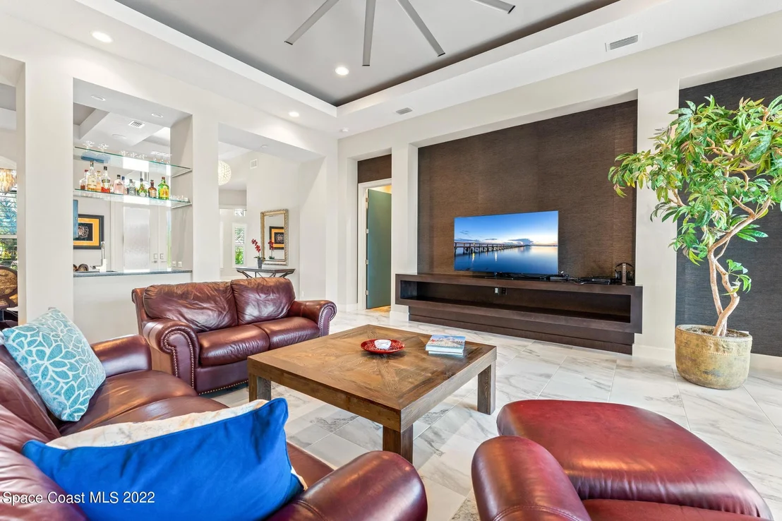 Photo of 2902 Emeldi Lane