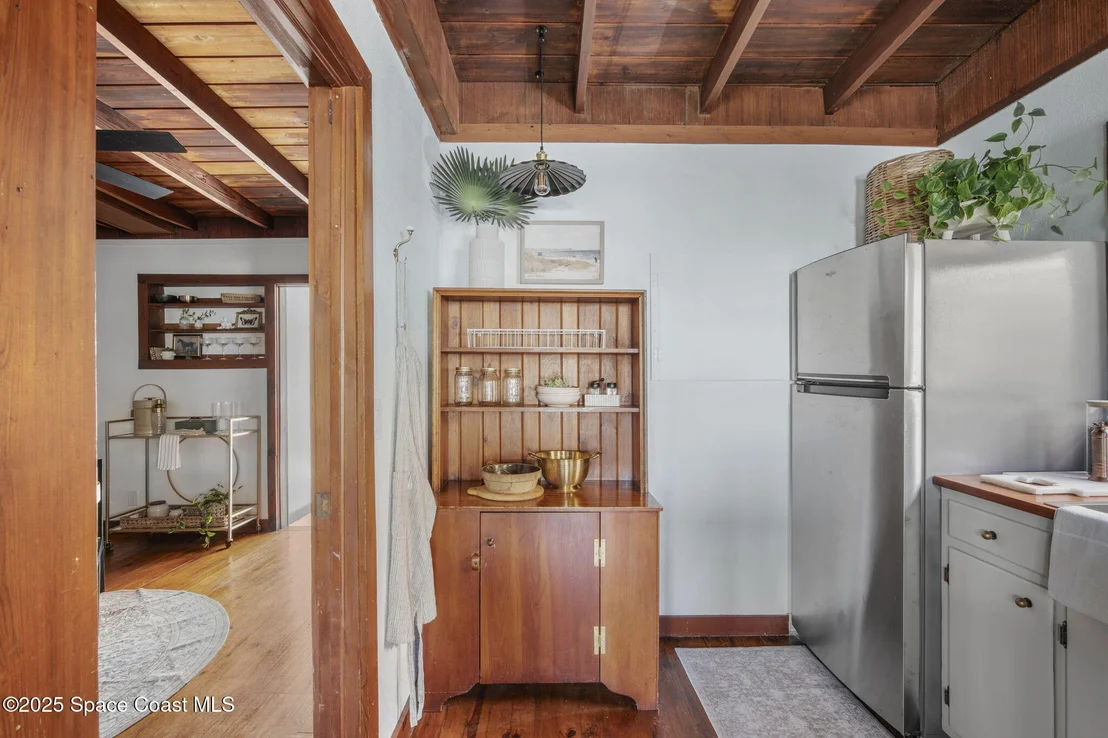 Photo of 597 Old Oak Street
