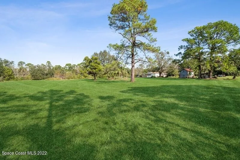 Photo of 3855 Aurantia Road