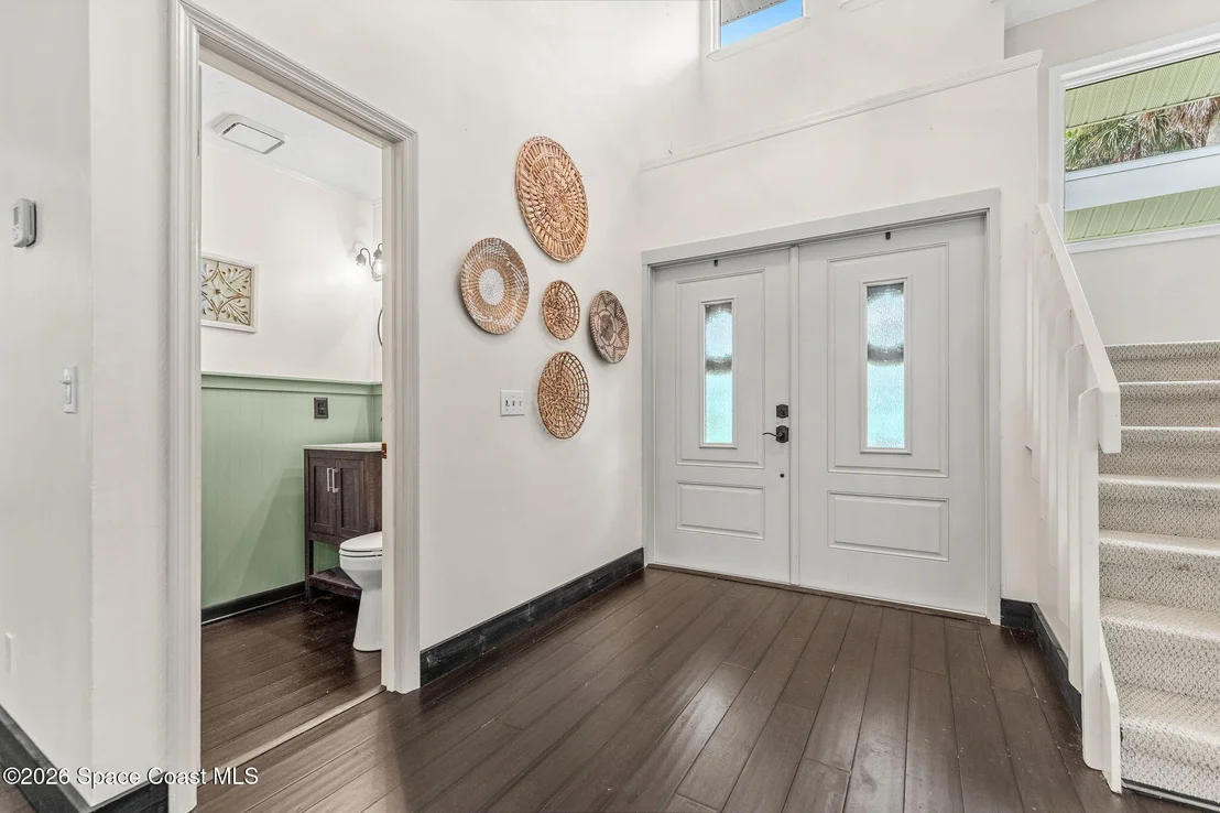 Photo of 220 Cardinal Drive