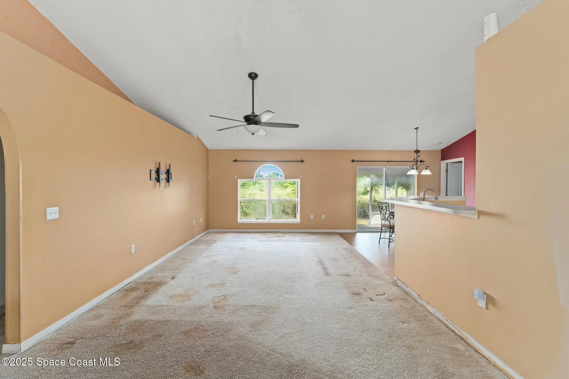 Photo of 6200 Edison Street