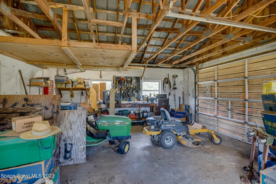 Photo of 385 Hall Road