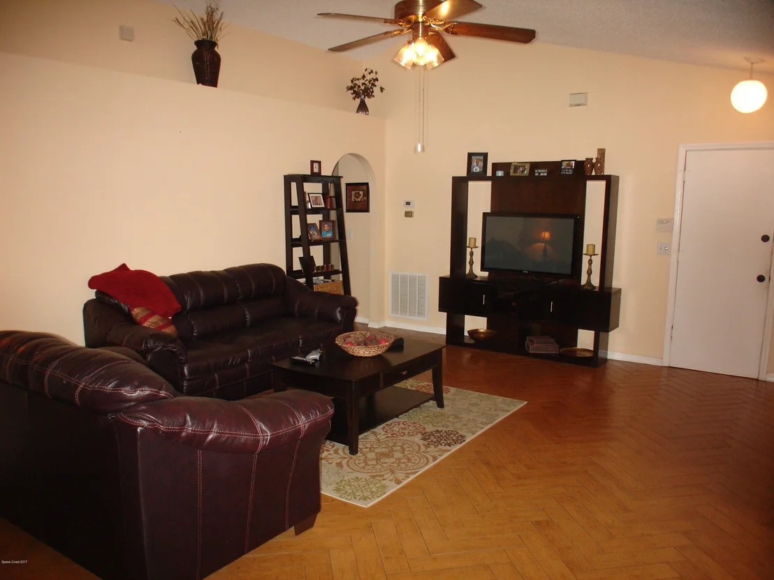 Photo of 2885 Maderia Circle