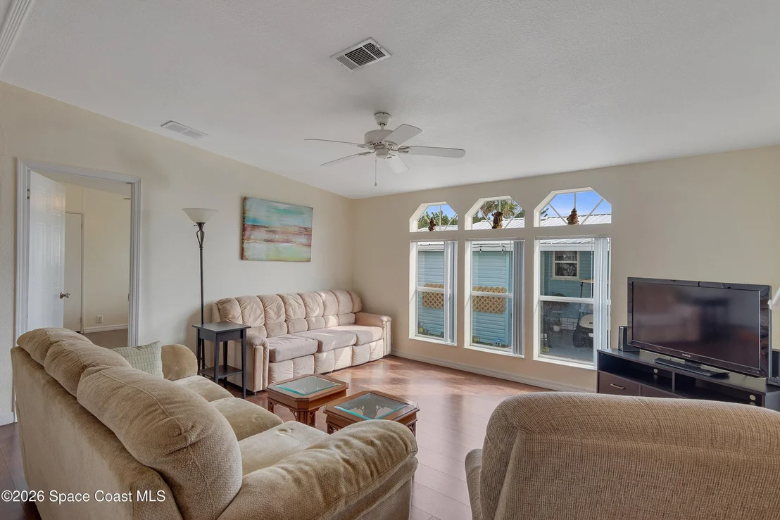 Photo of 7555 Boxelder Road