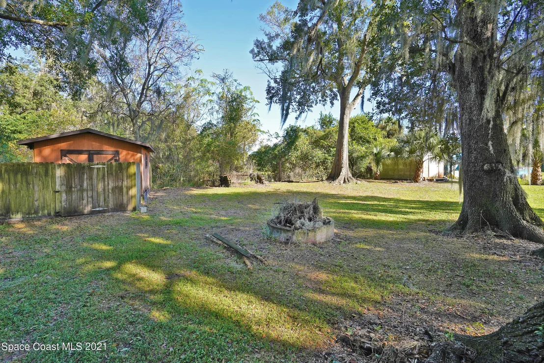 Photo of 1375 War Eagle Boulevard