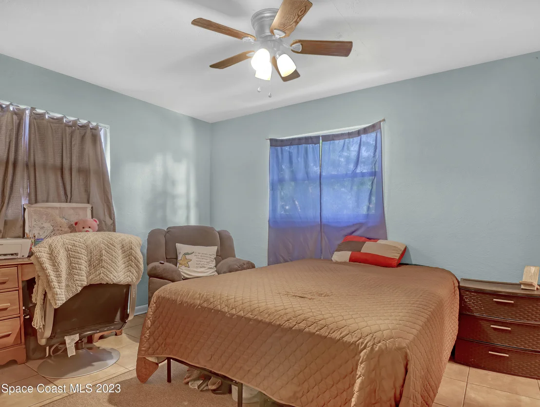 Photo of 2463 Leewood Boulevard