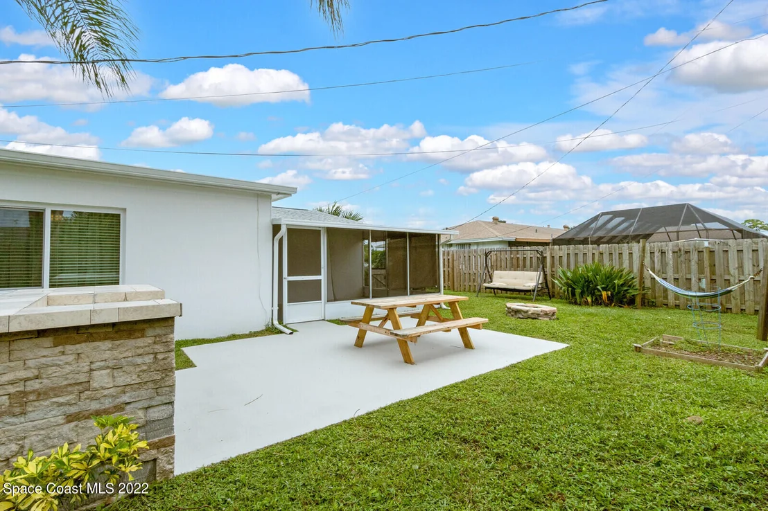 Photo of 2516 Pinehurst Circle