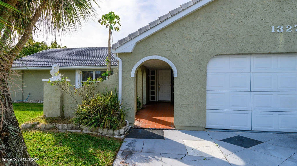 Photo of 1327 Cherry Hills Road NE