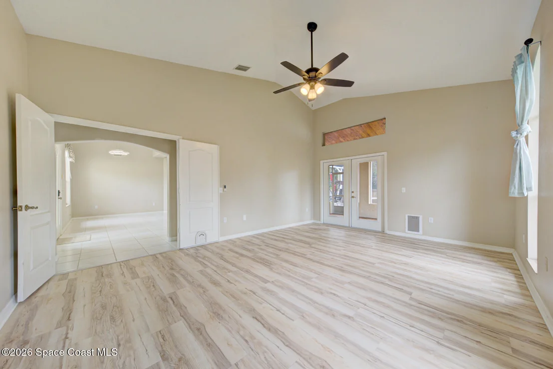 Photo of 4991 Falcon Boulevard