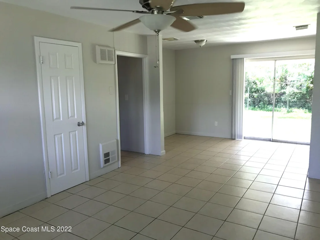 Photo of 2519 Stratford Drive