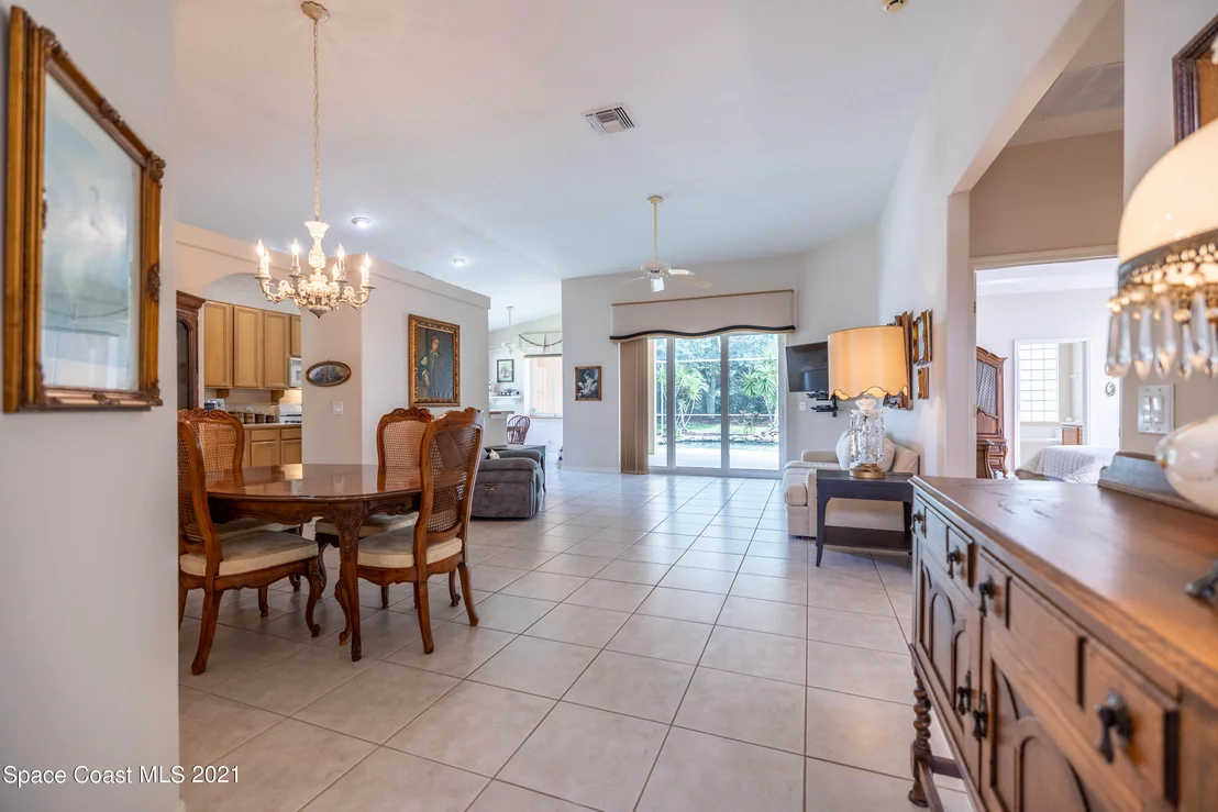 Photo of 921 Wimbledon Drive