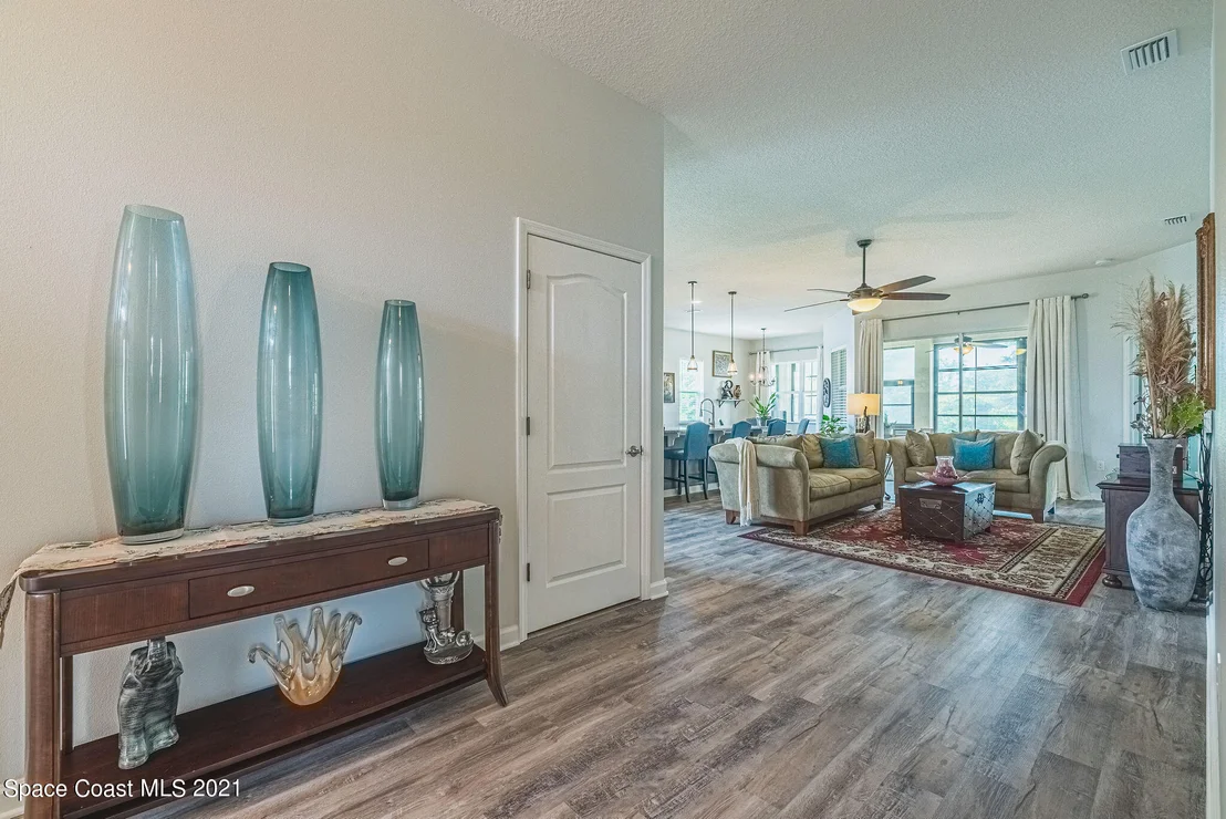 Photo of 3144 Constellation Drive