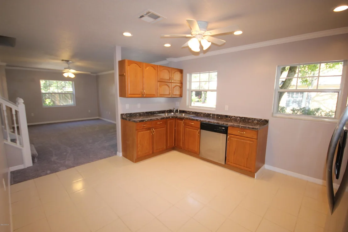 Photo of Unit 7 at 1475 Beechfern Drive