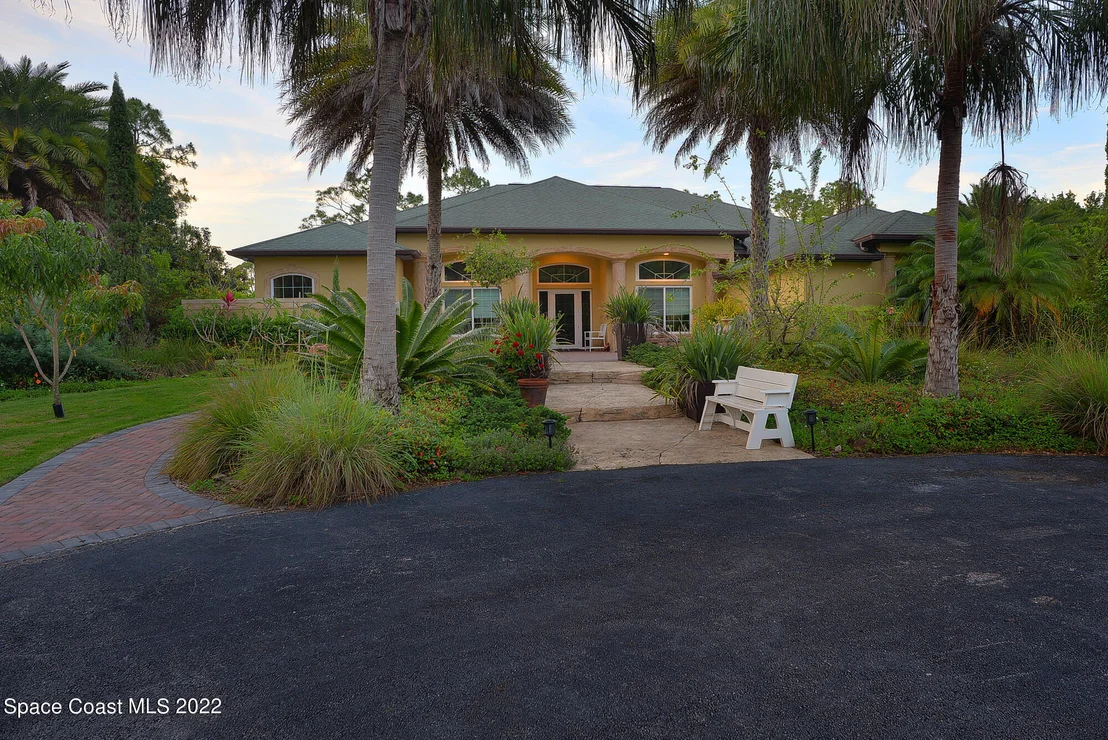 Photo of 2739 Harlock Road