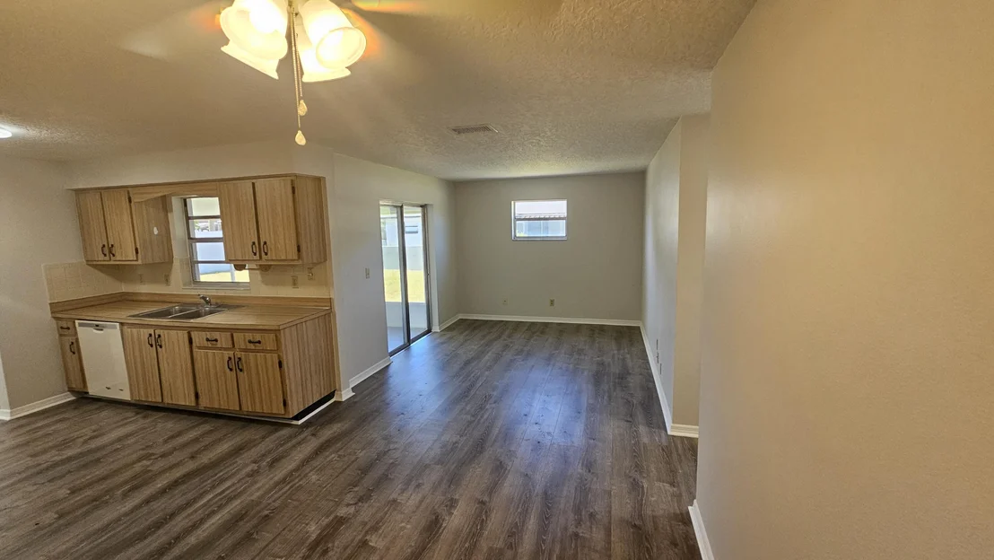Photo of 628 Walnut Drive