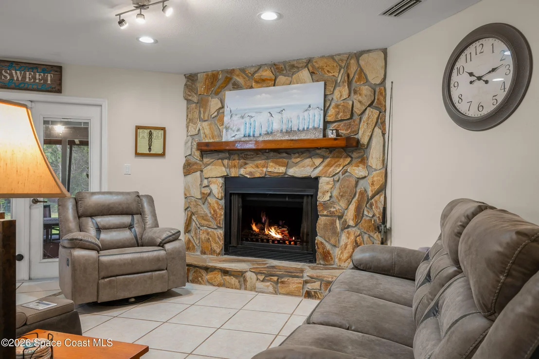 Photo of 4990 N Highway 1