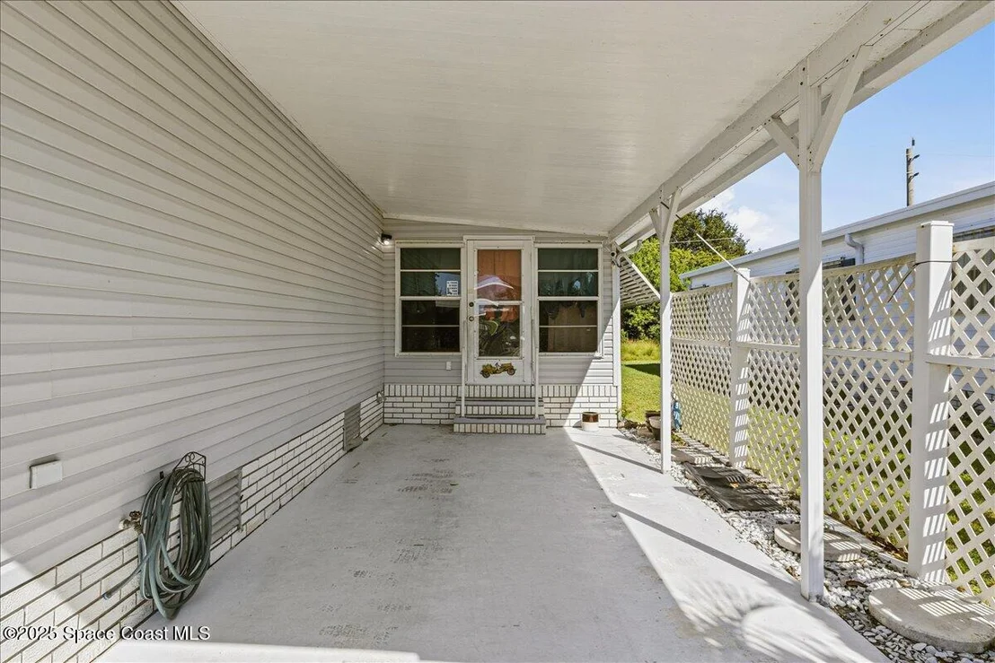Photo of 1131 Tequesta Drive