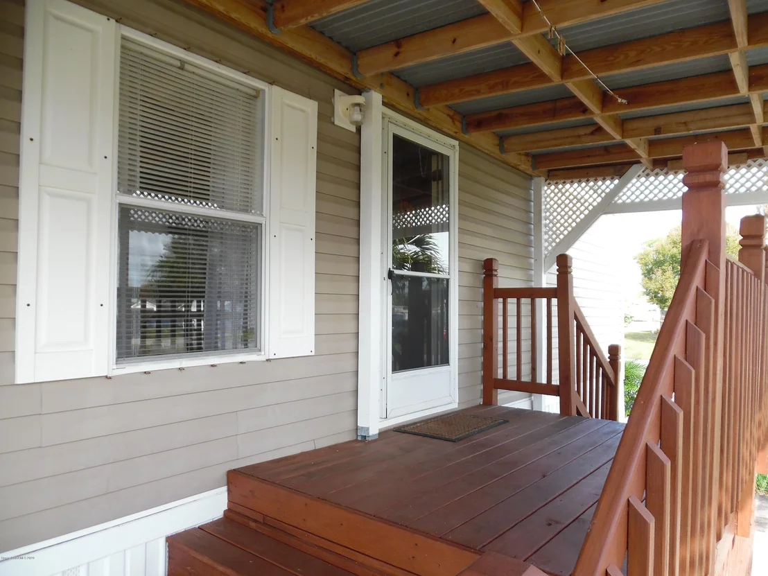 Photo of 327 Pineapple Street