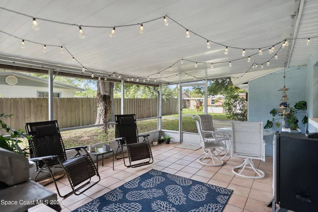 Photo of 1325 Estridge Drive