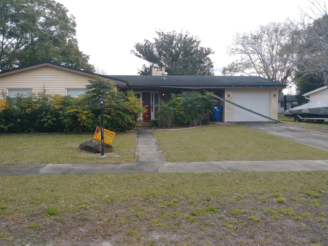 Photo of 4384 Collins Road