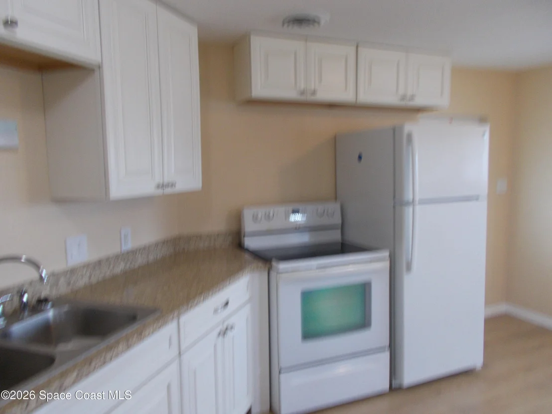 Photo of 932 Cashew Circle W