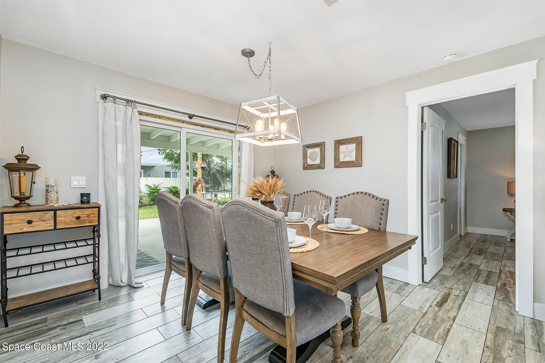 Photo of 214 7th Avenue
