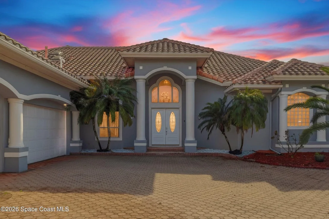 Photo of 699 Palmer Way
