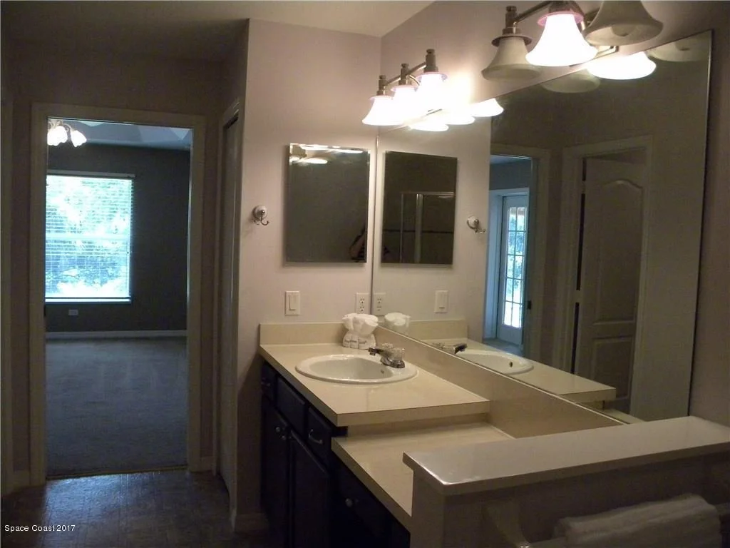 Photo of 9560 Riverview Drive