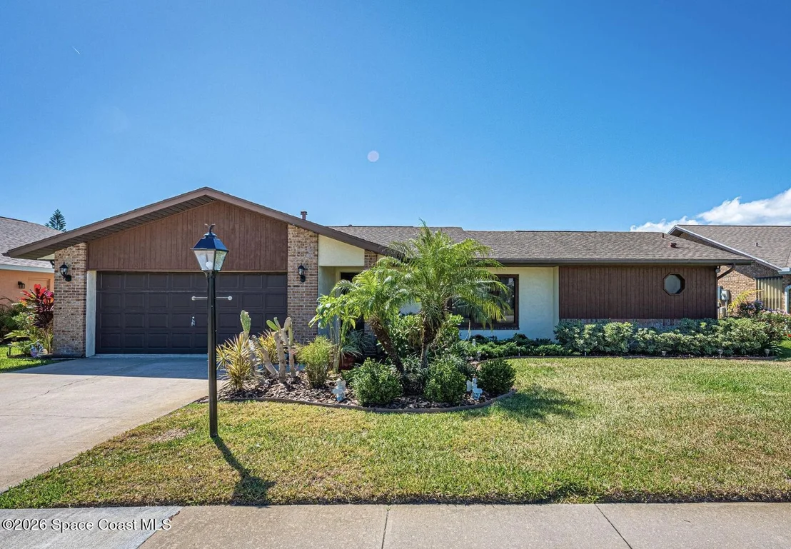 Photo of 2001 Thistle Drive