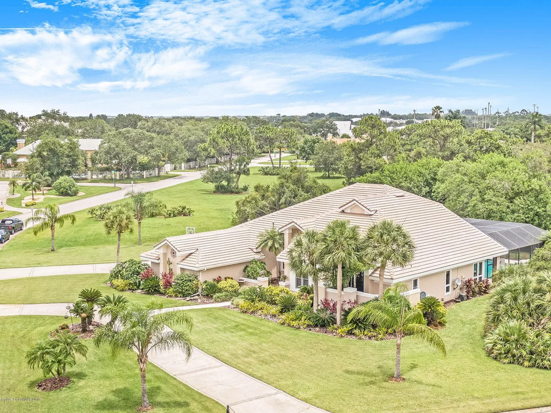 Photo of 717 Oak Park Drive