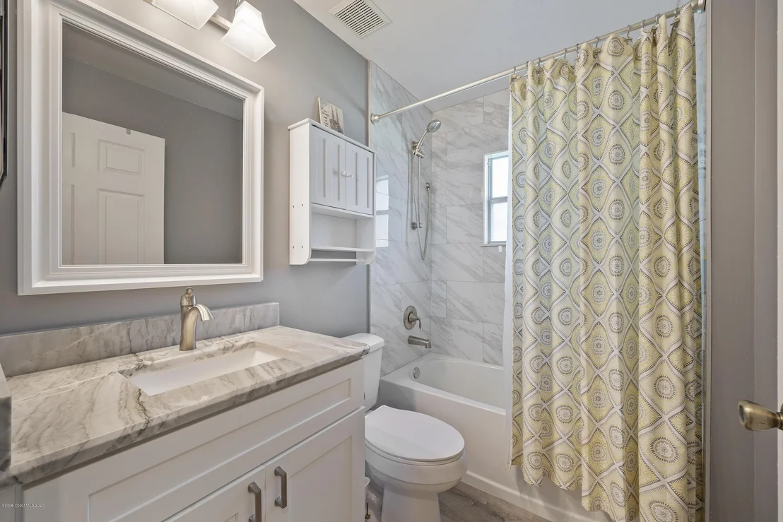 Photo of 2360 Oak Creek Circle