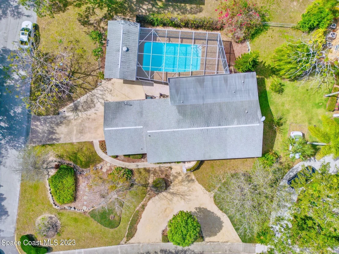Photo of 535 Rockledge Drive